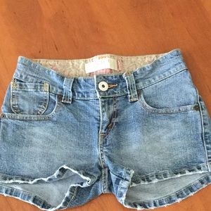 Levi’s Jean Slouch Shorts 504
